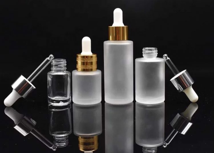 Chai thủy tinh đựng mỹ phẩm đẹp