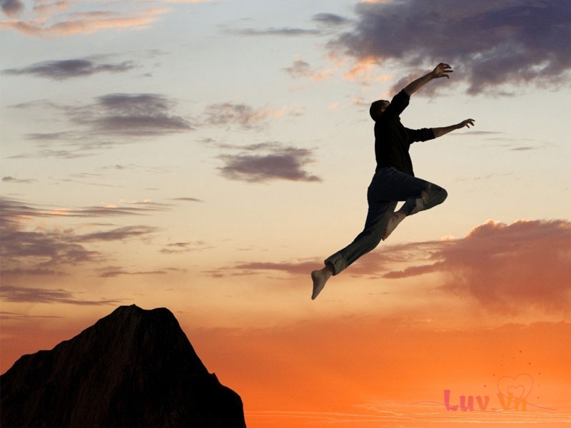 YOLO Là Gì? Quan Điểm Sống “YOLO” Có Tốt Không? 4 YOLO  “You Only Live Once”