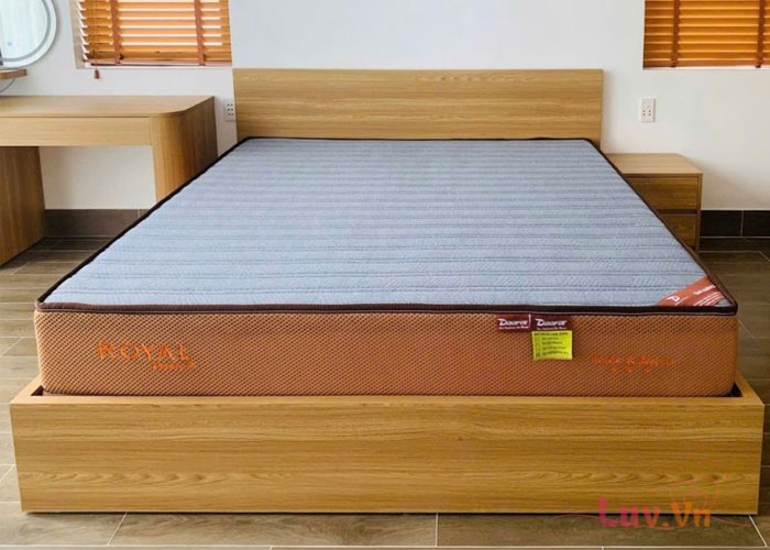 Đánh Giá Ưu Điểm Nệm Lò Xo Túi Daafar Royal 2 Viền 4 Nệm Lò Xo Túi Daafar Royal 2 Viền